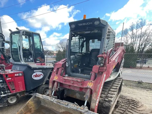 2019 Takeuchi TL12V2-CR