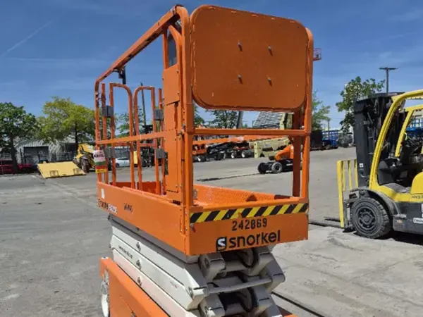 2019 Snorkel S3226E