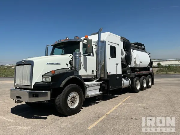 2018 Western Star 4900