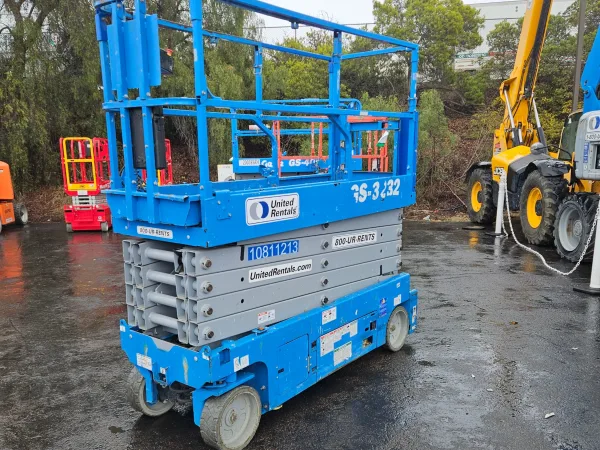 2018 Genie GS-3232