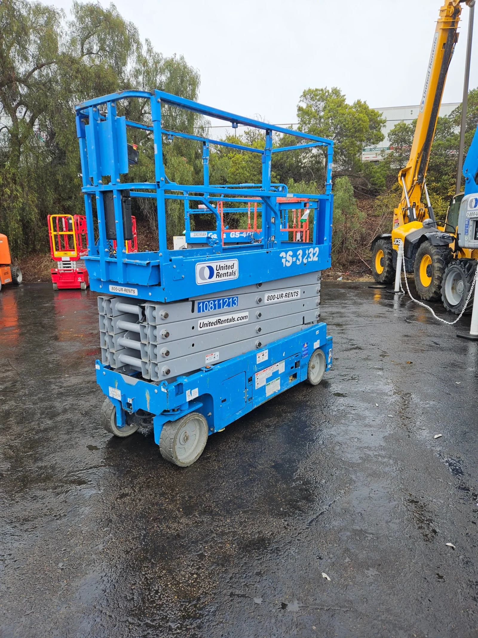 2018 Genie GS-3232