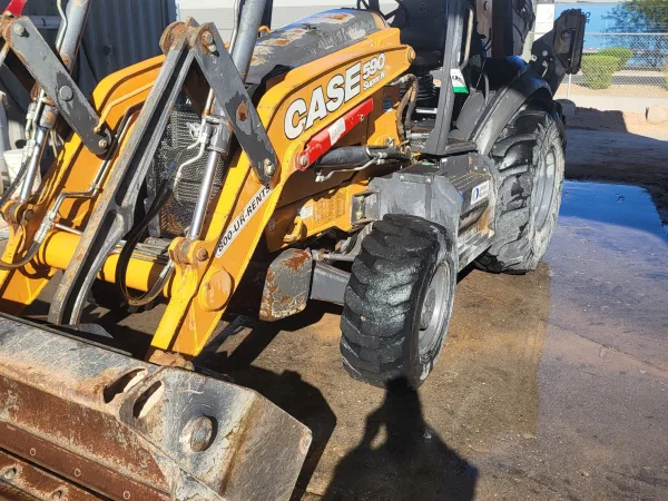 2019 Case 590SN