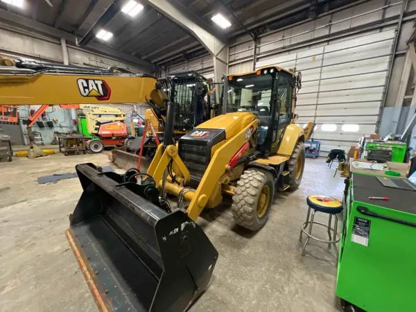2024 Caterpillar 420 XE