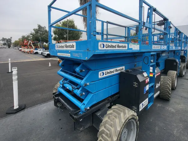 2017 Genie GS-4390 RT Rough Terrain