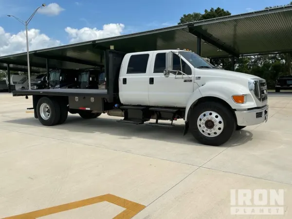 2013 Ford F-650
