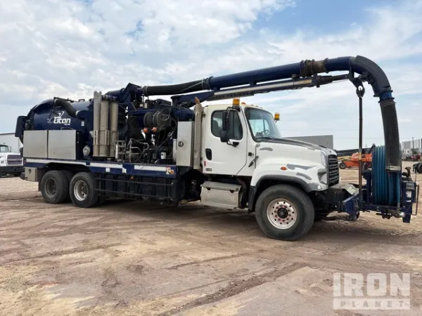2018 Freightliner 114SD