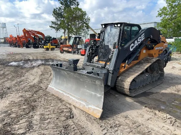 2022 Case DL550