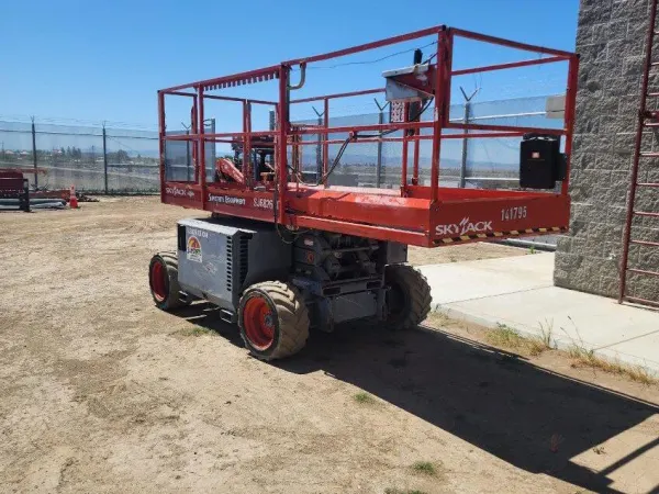 2015 Skyjack SJ6826 RT