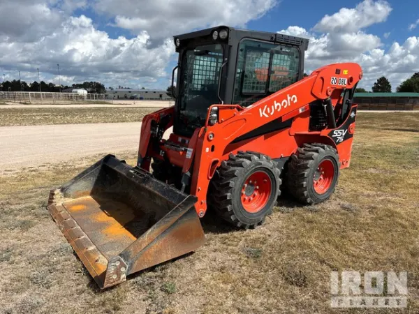 2023 Kubota SSV75