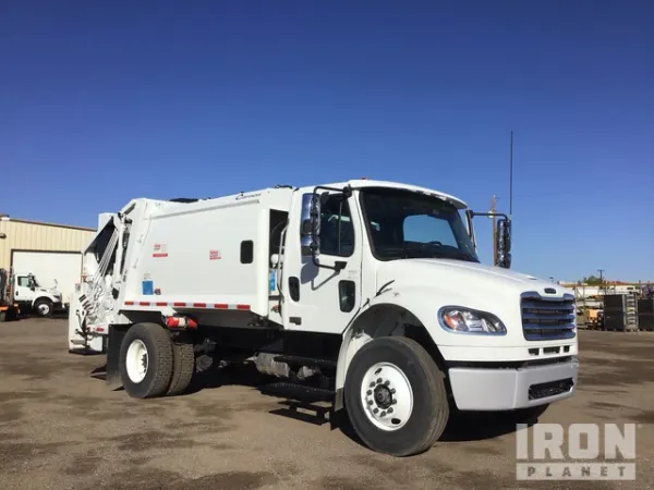 2025 Freightliner M2 106