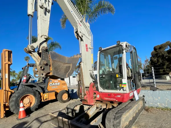 2021 Takeuchi TB370CR