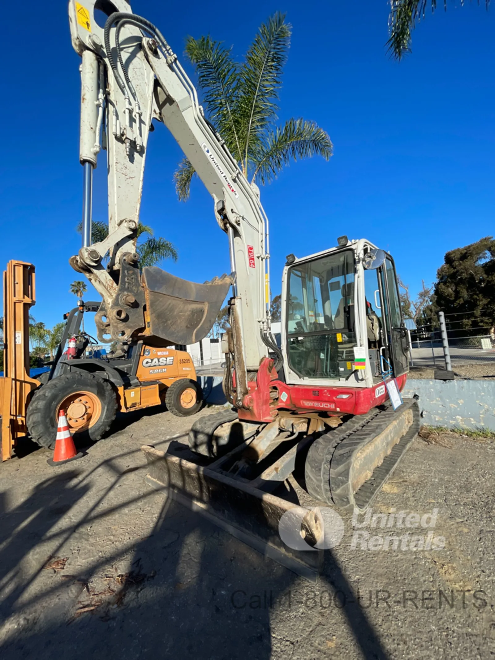 2021 Takeuchi TB370CR