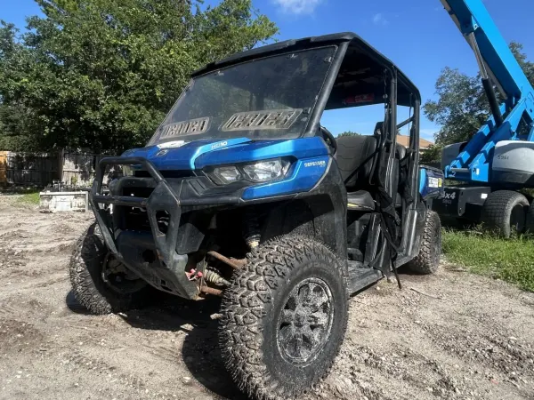 2022 Can-Am Defender