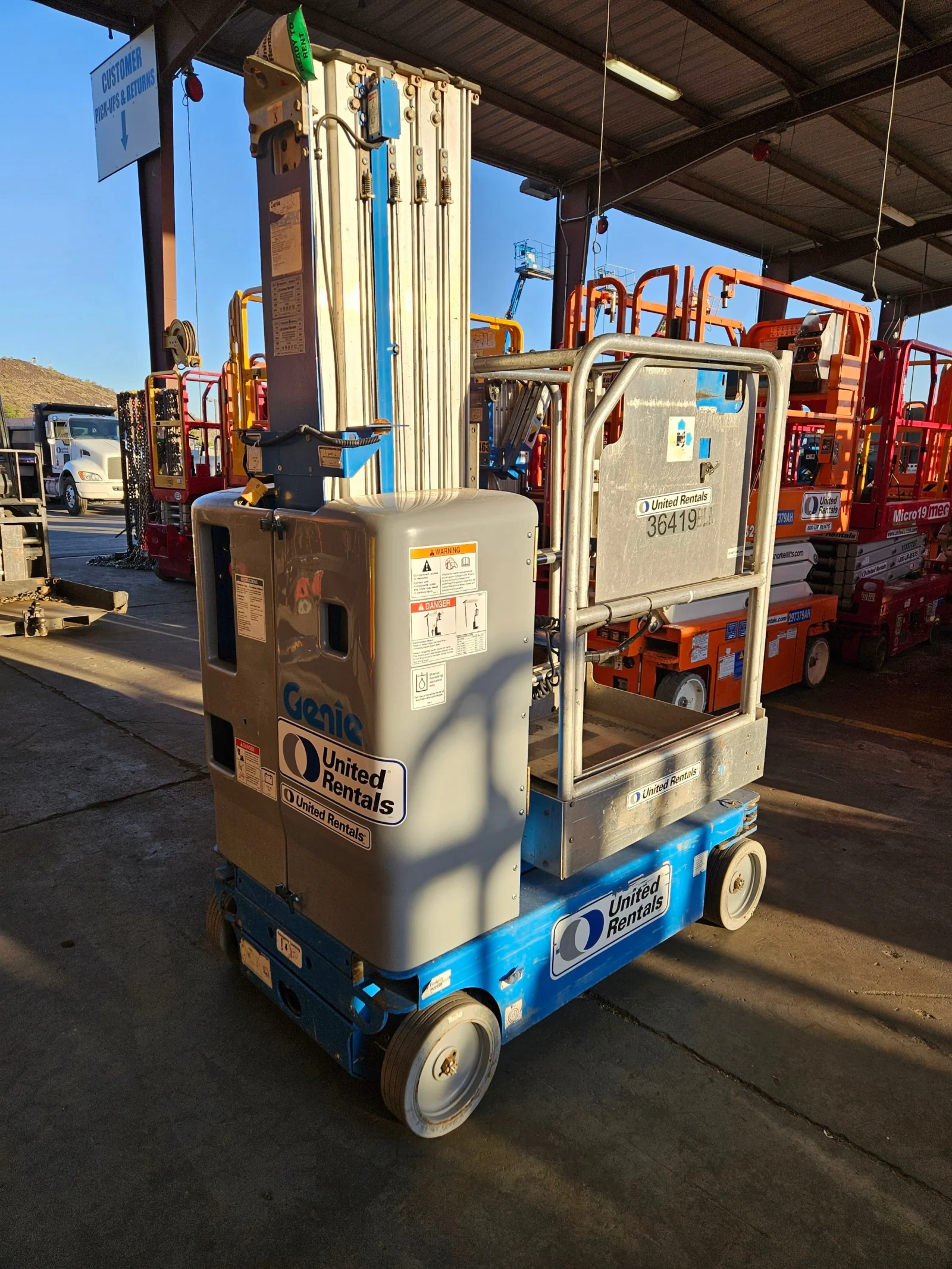 2016 Genie GR-20 Self-Propelled One-Person