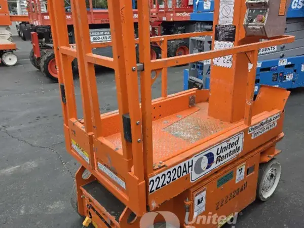 2019 Snorkel TM12E Self-Propelled One-Person