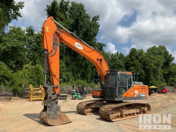2020 Doosan DX225LC-5