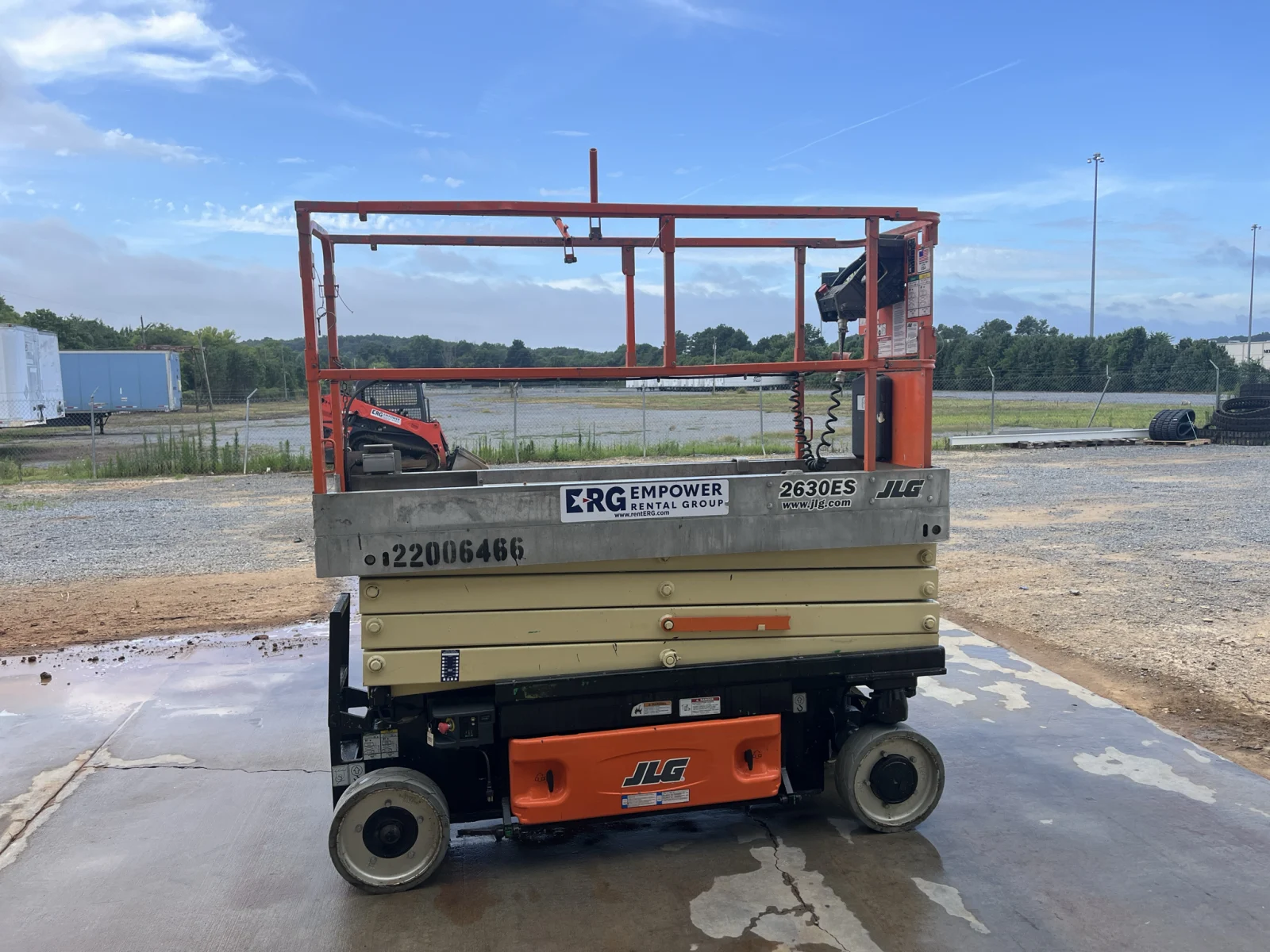 2013 JLG 2630ES