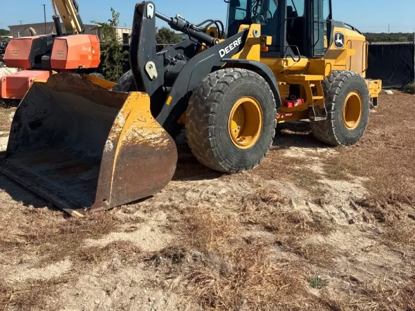 2021 John Deere 524 P