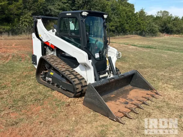 2025 Bobcat T66