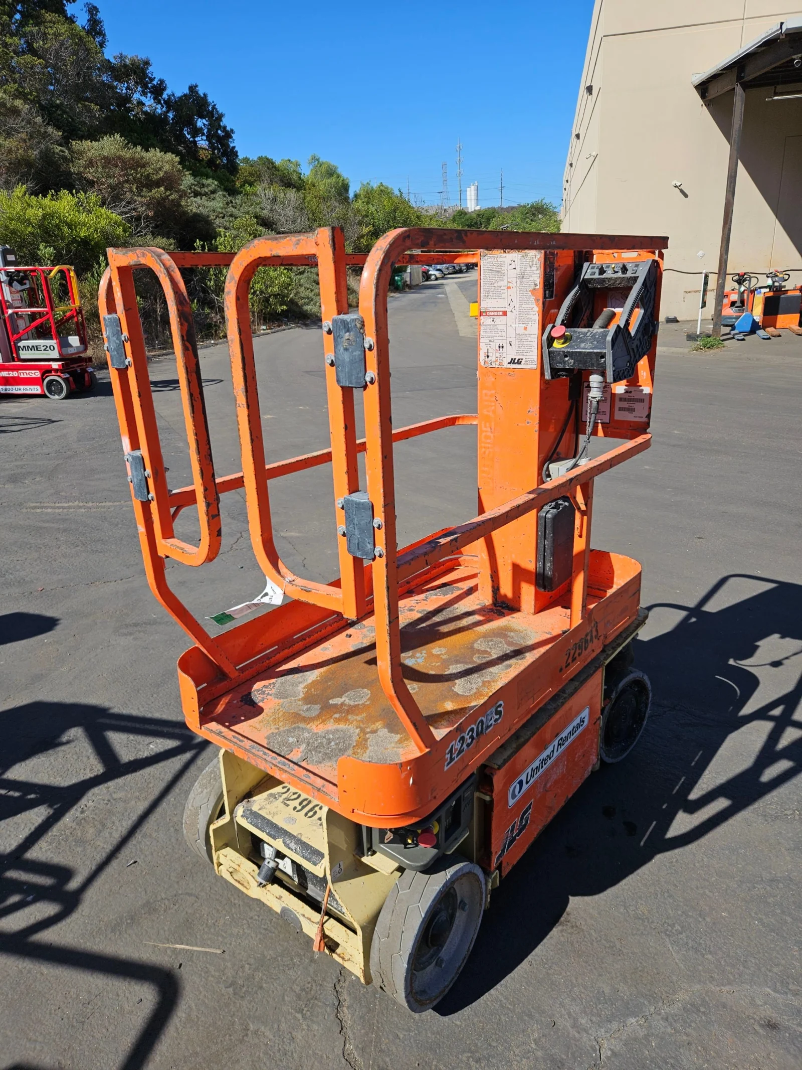 2019 JLG 1230ES Self-Propelled One-Person
