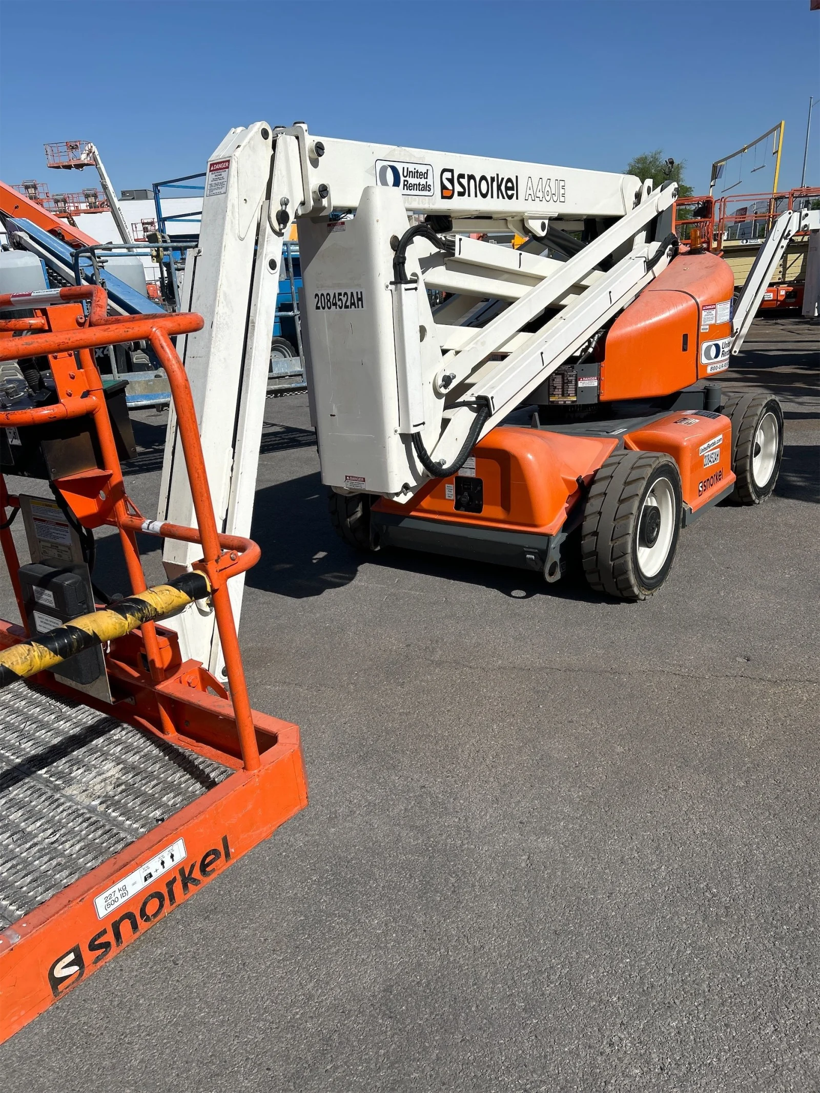 2017 Snorkel A46JE Articulating