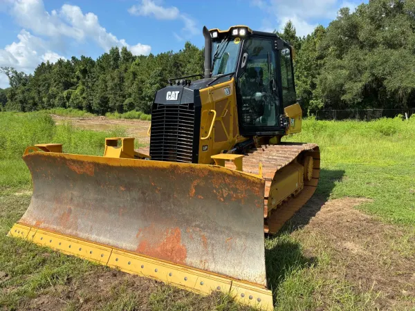 2024 Caterpillar D3-12LGP