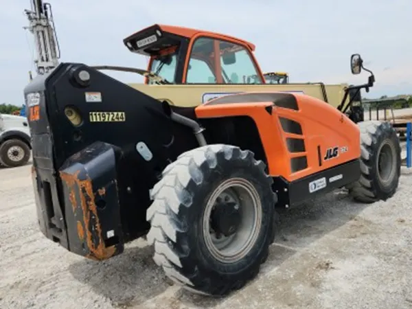 2021 JLG 1732