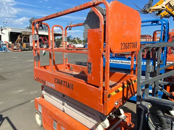 2019 Snorkel S3219E