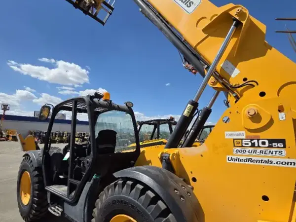 2019 JCB 510-56