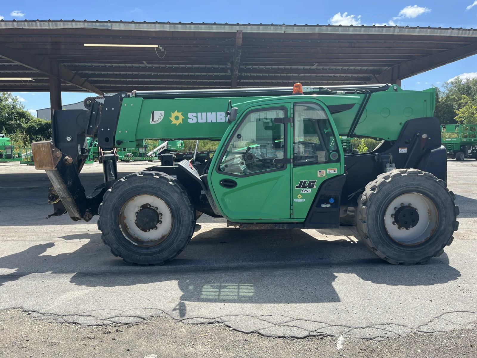2018 JLG 1255