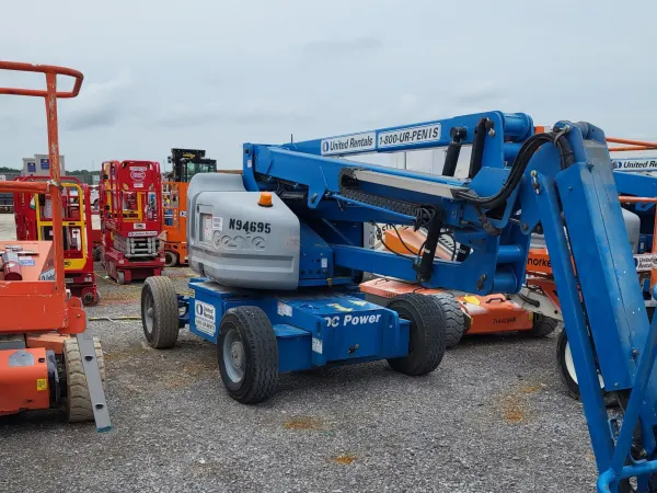 2016 Genie Z-45/25J DC Articulating