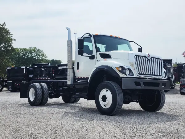 2020 International HV507