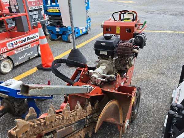 2019 Ditch Witch C14
