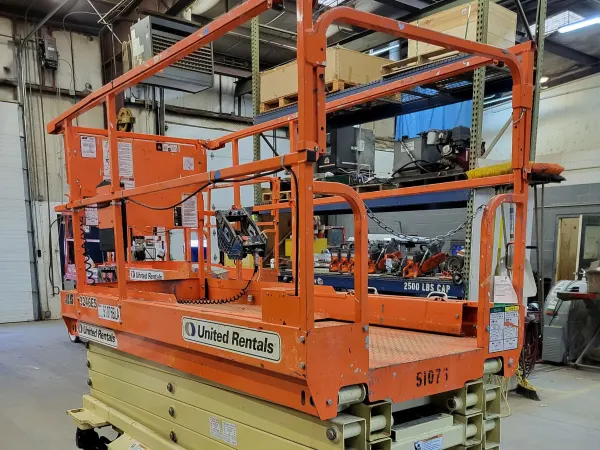 2017 JLG 3246ES