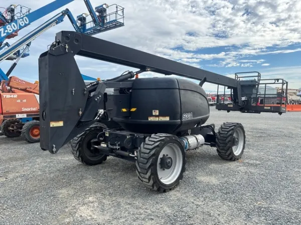 2017 JLG 600A