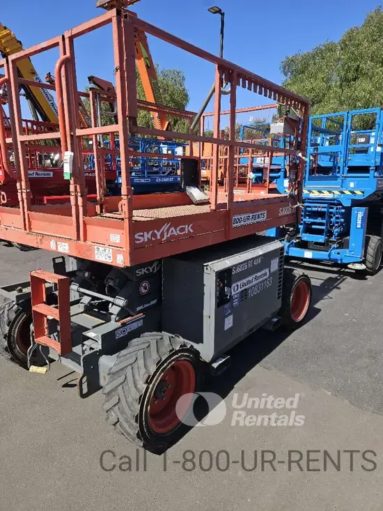 2018 Skyjack SJ6826RT Rough Terrain