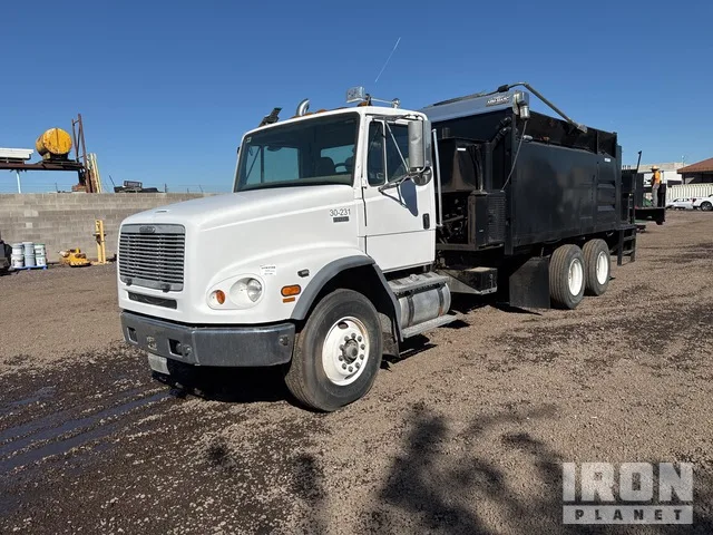 1999 Freightliner FL112