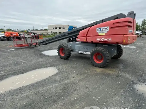 2017 Skyjack SJ66T