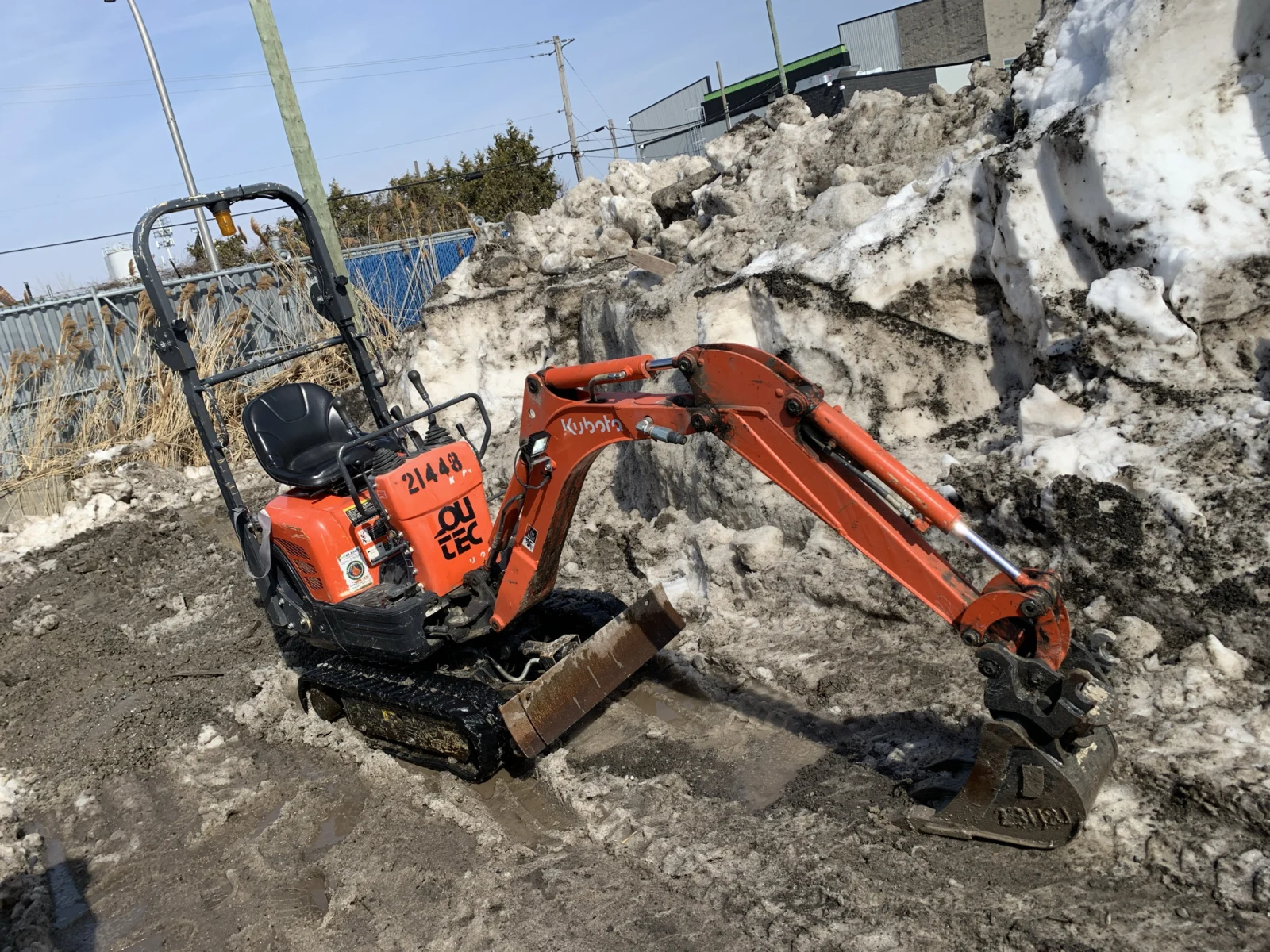 2021 Kubota K008-3