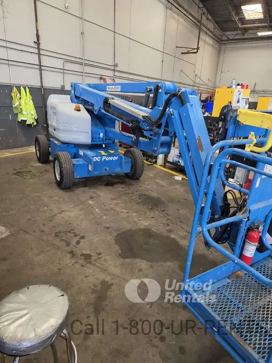 2018 Genie Z-45/25J DC Articulating