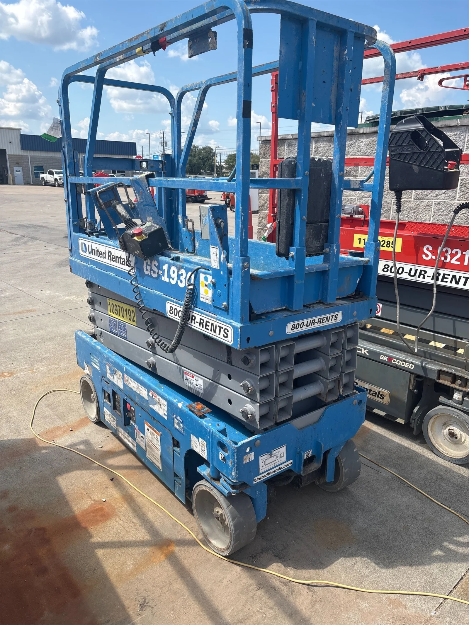 2019 Genie GS-1930