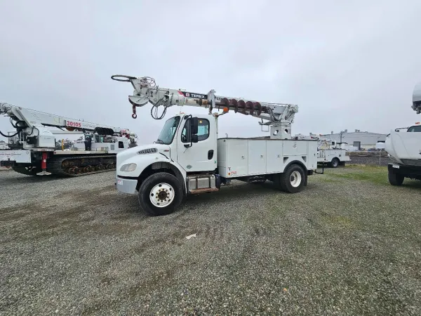 2015 FREIGHTLINER M2106