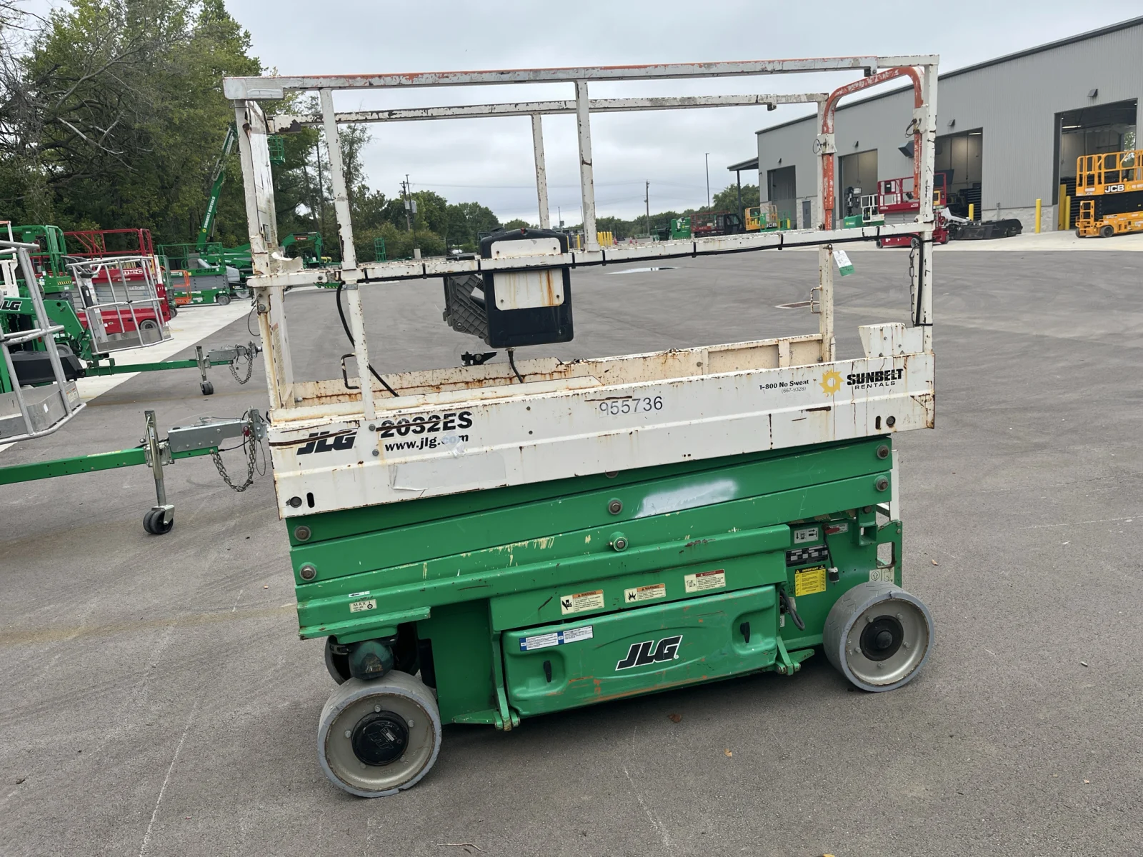 2017 JLG 2032ES