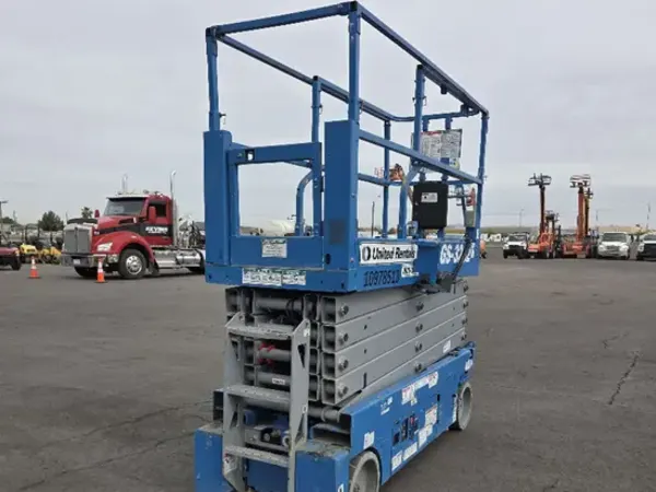 2019 Genie GS-3232