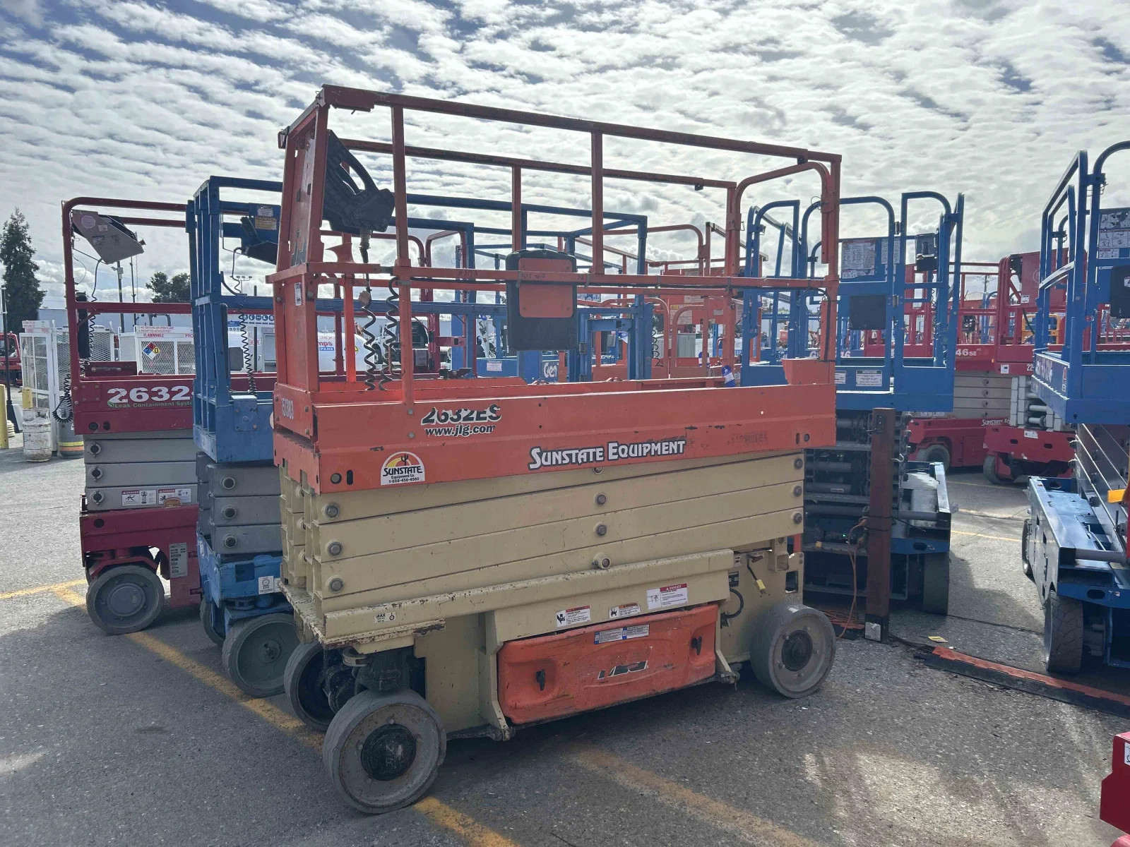 2015 JLG 2632ES