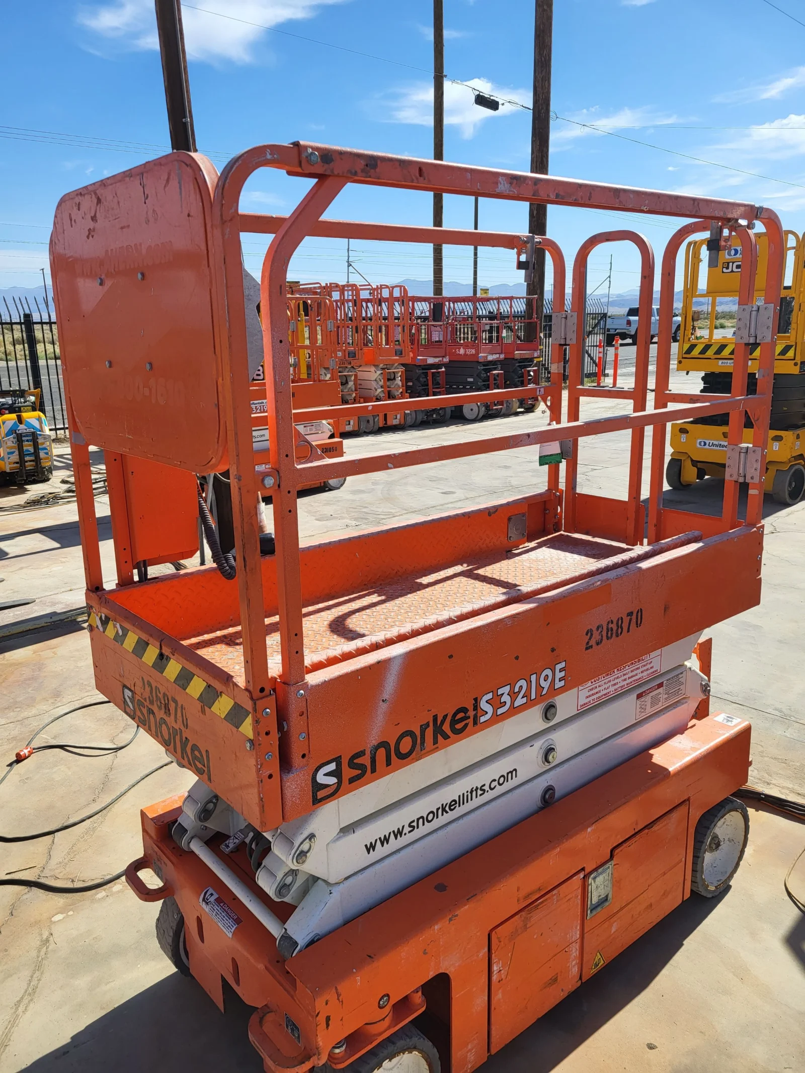 2019 Snorkel S3219E