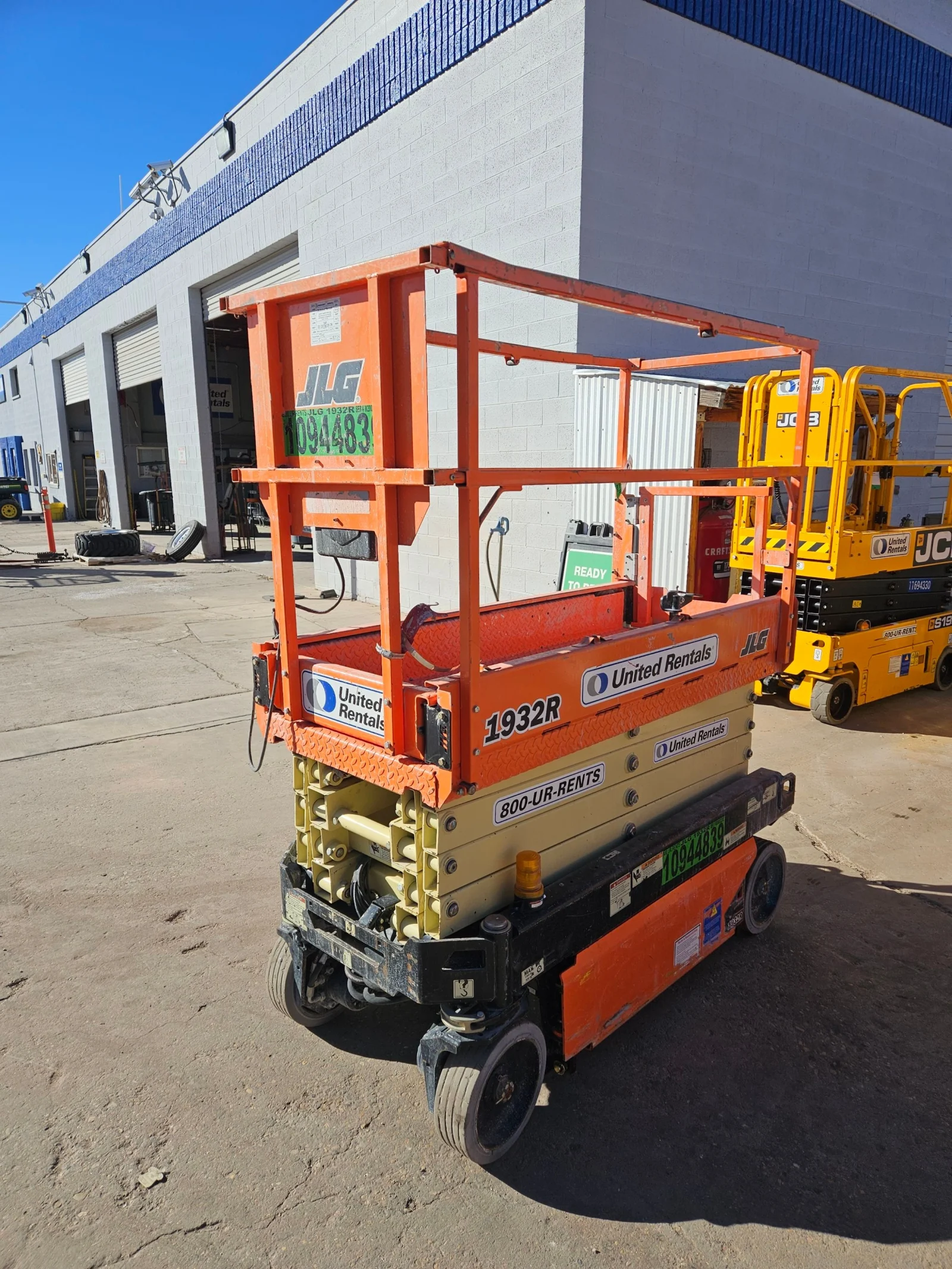 2019 JLG 1932R