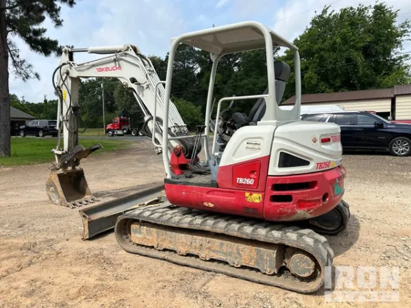 2019 Takeuchi TB260