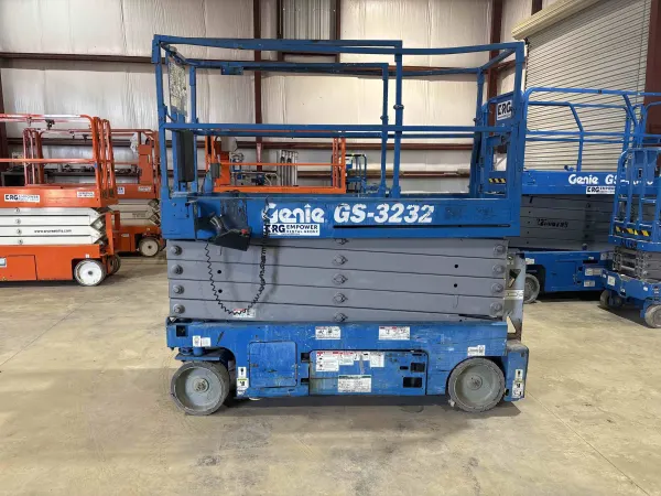 2013 Genie GS-3232