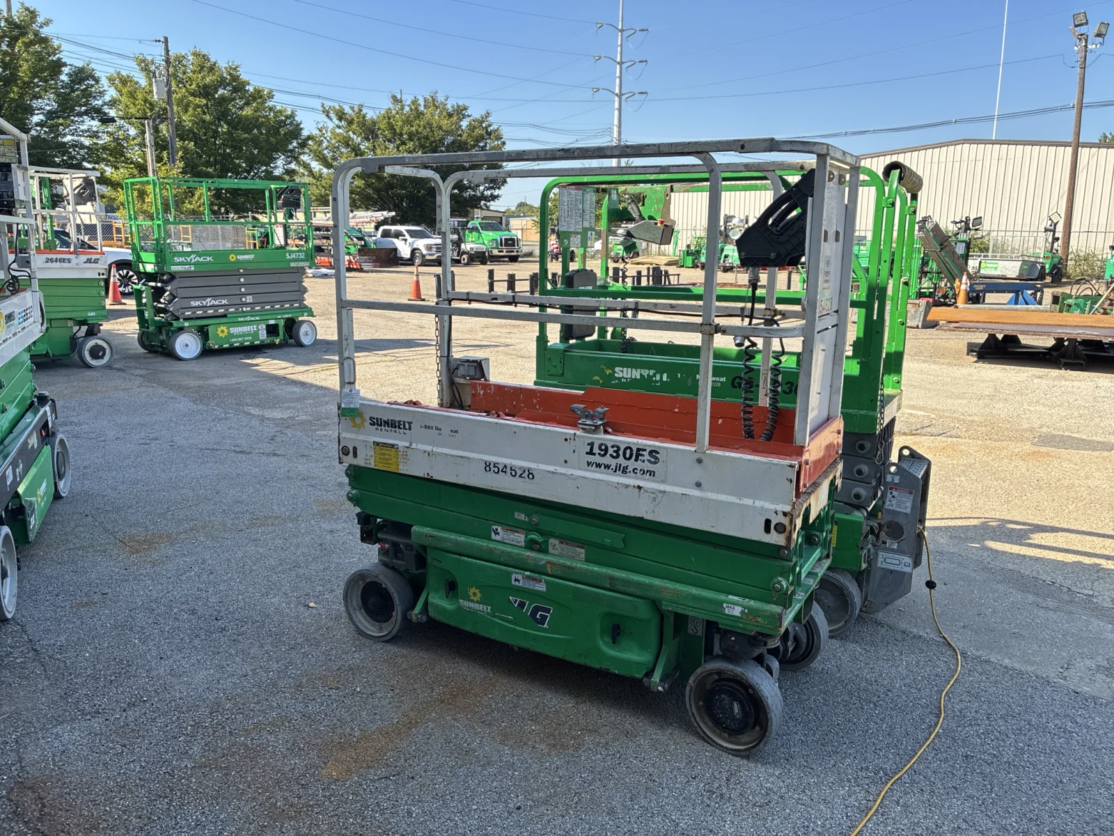 2016 JLG 1930ES